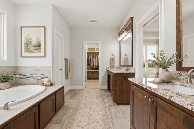 2440 Greatwood TRL, Leander, TX 78641