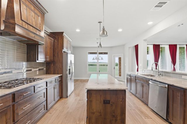 2440 Greatwood TRL, Leander, TX 78641