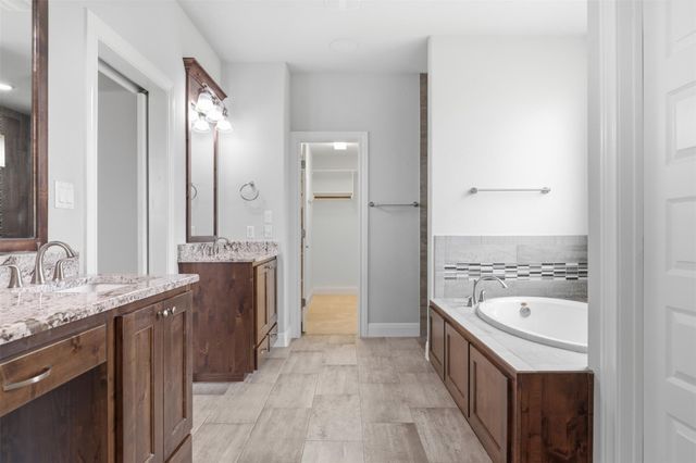 2440 Greatwood TRL, Leander, TX 78641