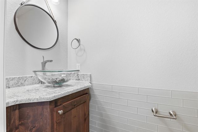 2440 Greatwood TRL, Leander, TX 78641