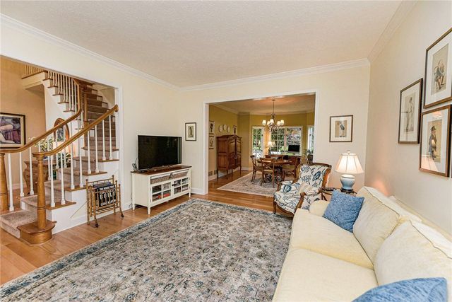 14 Mount View Crescent, Penfield, NY 14580