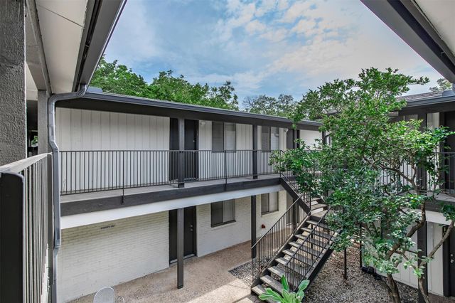 4206 Avenue A 202, Austin, TX 78751