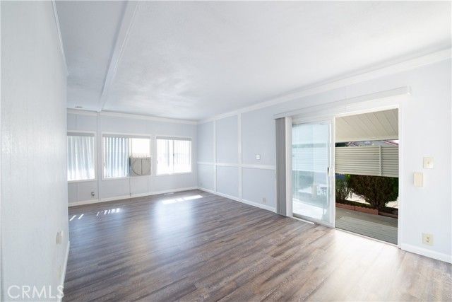 725 W THORNTON Avenue 25, Hemet, CA 92543