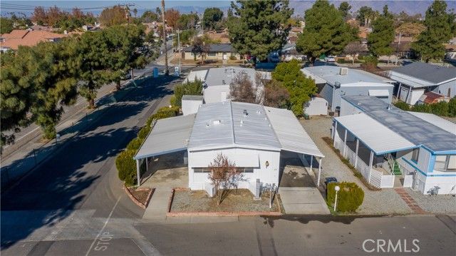 725 W THORNTON Avenue 25, Hemet, CA 92543