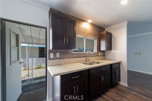 725 W THORNTON Avenue 25, Hemet, CA 92543