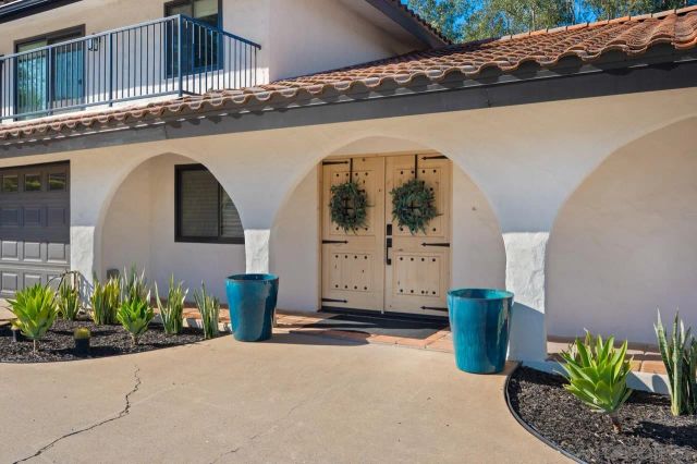 11410 Manzanita Road, Lakeside, CA 92040