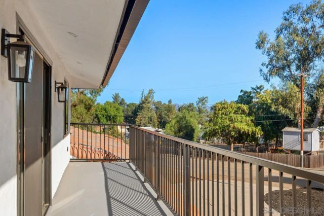 11410 Manzanita Road, Lakeside, CA 92040