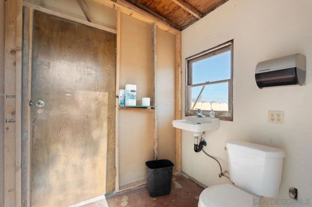 11410 Manzanita Road, Lakeside, CA 92040