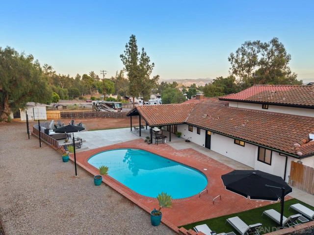 11410 Manzanita Road, Lakeside, CA 92040