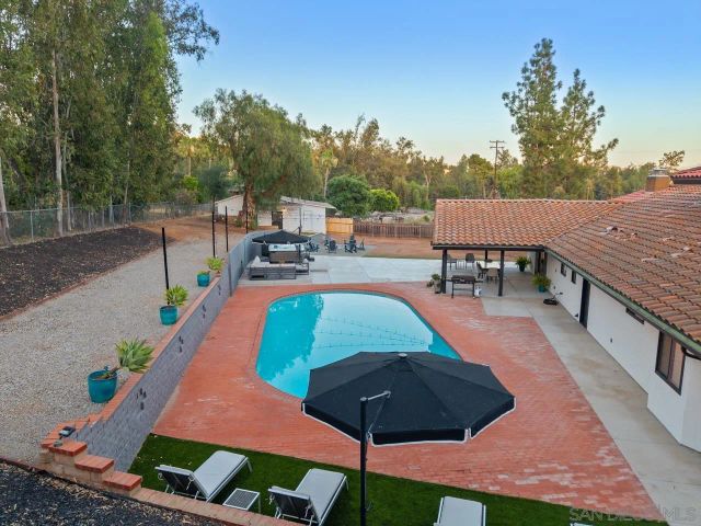 11410 Manzanita Road, Lakeside, CA 92040