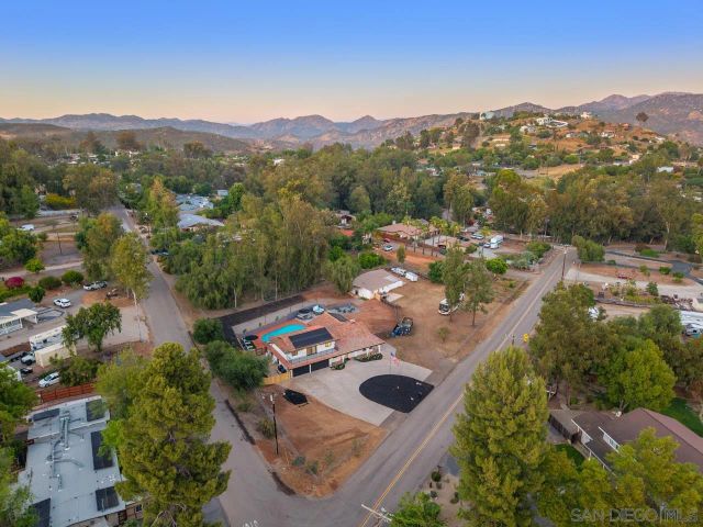11410 Manzanita Road, Lakeside, CA 92040