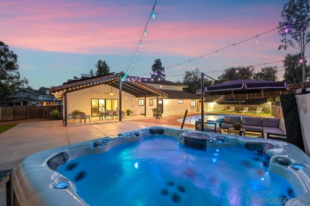 11410 Manzanita Road, Lakeside, CA 92040