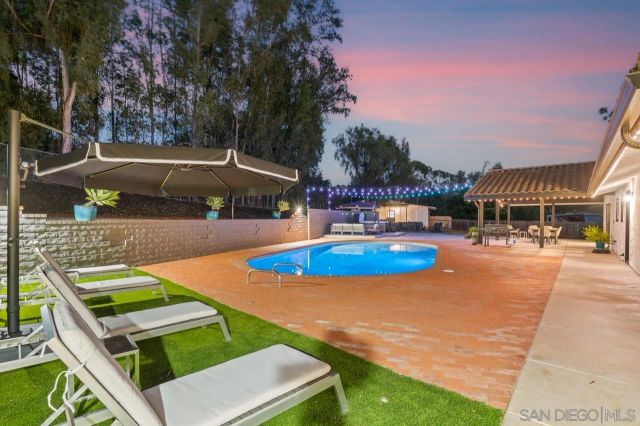 11410 Manzanita Road, Lakeside, CA 92040