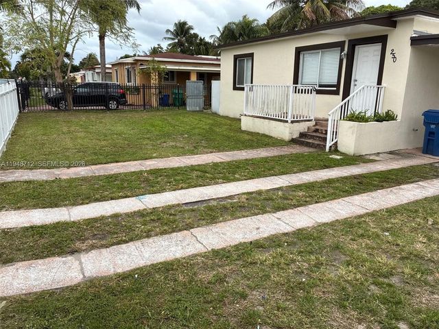 250 NW 118th St, Miami, FL 33168