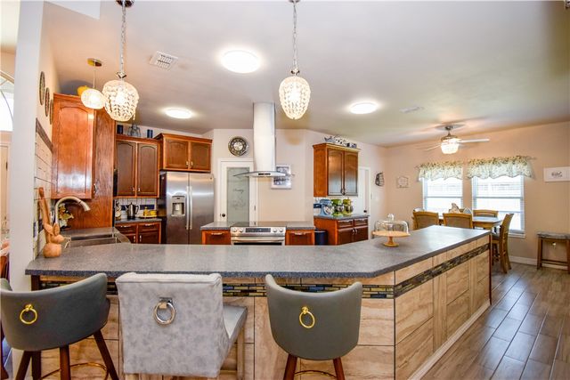 4002 Rayado Creek Dr, Corpus Christi, TX 78414