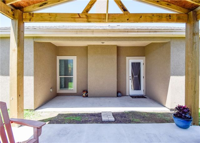 4002 Rayado Creek Dr, Corpus Christi, TX 78414