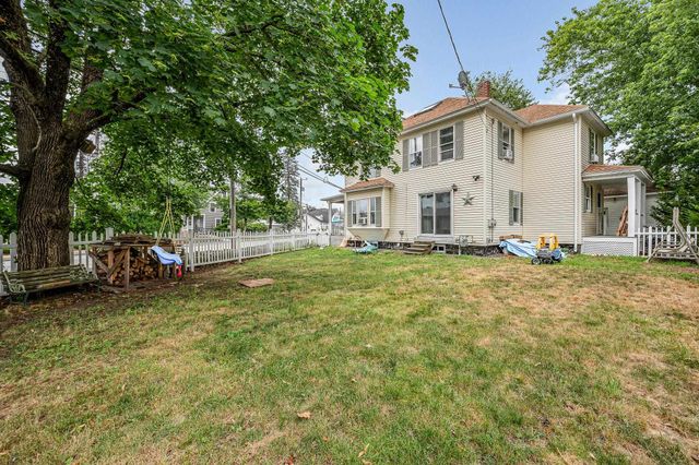 15 1/2 Broad Street, Nashua, NH 03064