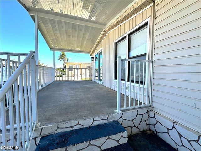 16004 Tangelo WAY, North Fort Myers, FL 33903