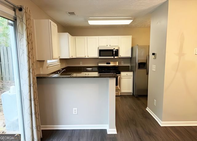 220 Wild Flower Place, Canton, GA 30114