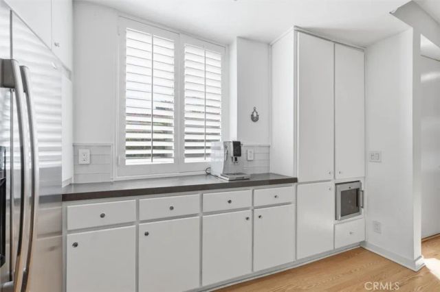 943 14th Street 101, Santa Monica, CA 90403