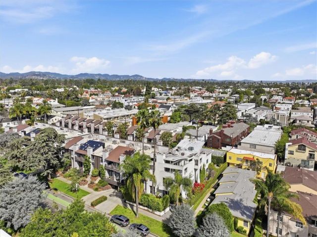 943 14th Street 101, Santa Monica, CA 90403