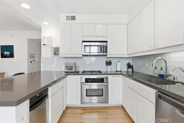 943 14th Street 101, Santa Monica, CA 90403