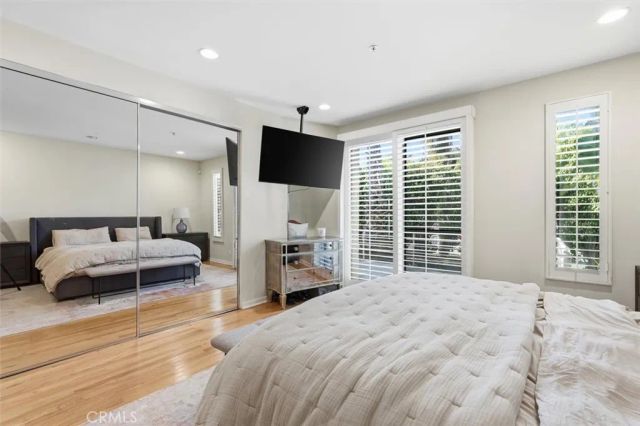 943 14th Street 101, Santa Monica, CA 90403