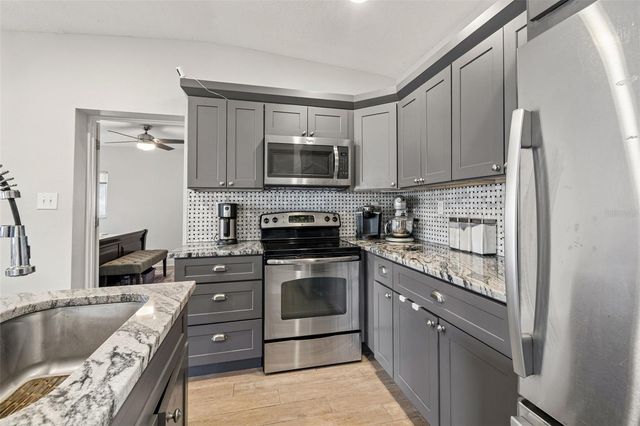 2920 W ELLIS DRIVE, Tampa, FL 33611