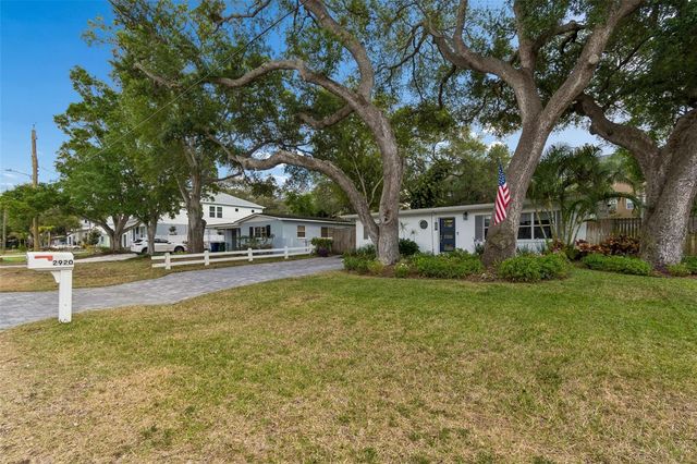 2920 W ELLIS DRIVE, Tampa, FL 33611