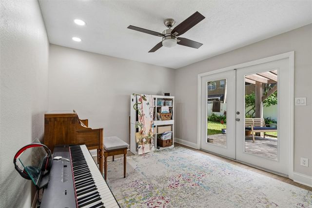 2920 W ELLIS DRIVE, Tampa, FL 33611
