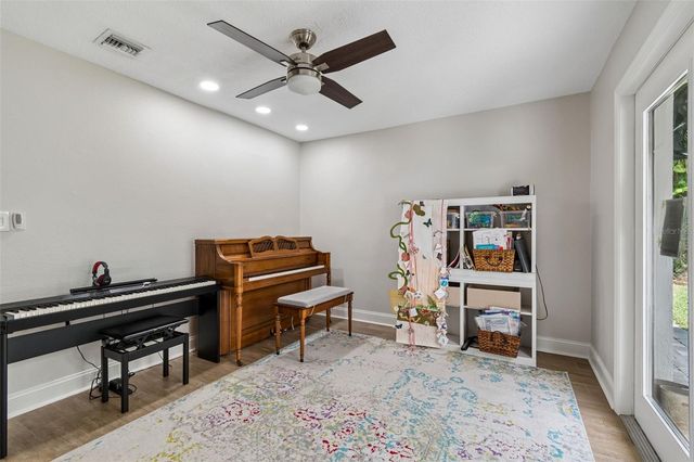2920 W ELLIS DRIVE, Tampa, FL 33611