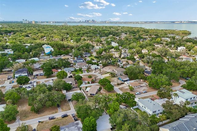 2920 W ELLIS DRIVE, Tampa, FL 33611