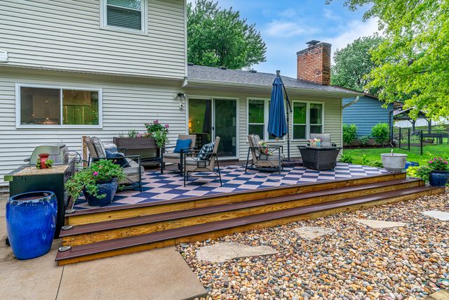 1736 E 42nd Court, Davenport, IA 52807