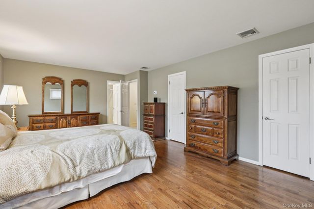 5 Seymour Drive, New City, NY 10956