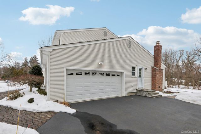 5 Seymour Drive, New City, NY 10956