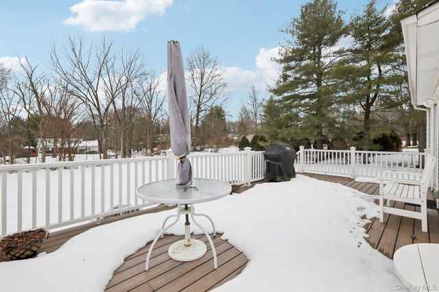 5 Seymour Drive, New City, NY 10956