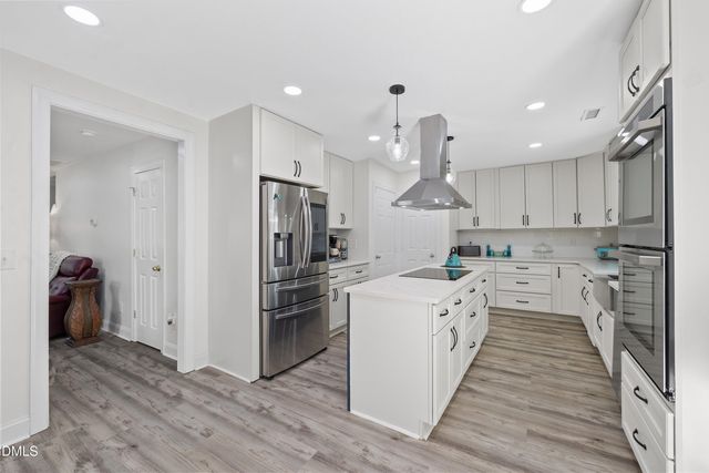 34 Brookhaven Drive, Clayton, NC 27527