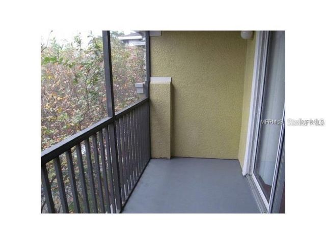 10121 COURTNEY PALMS BOULEVARD 103, Tampa, FL 33619