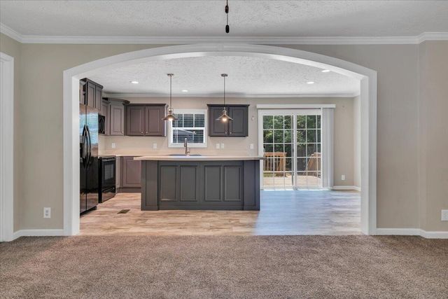 80 Strawberry Banks DR, Moneta, VA 24121