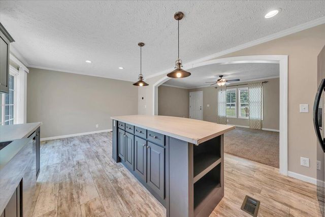 80 Strawberry Banks DR, Moneta, VA 24121
