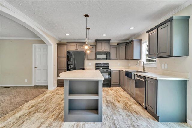 80 Strawberry Banks DR, Moneta, VA 24121