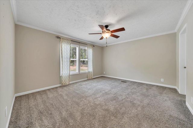 80 Strawberry Banks DR, Moneta, VA 24121