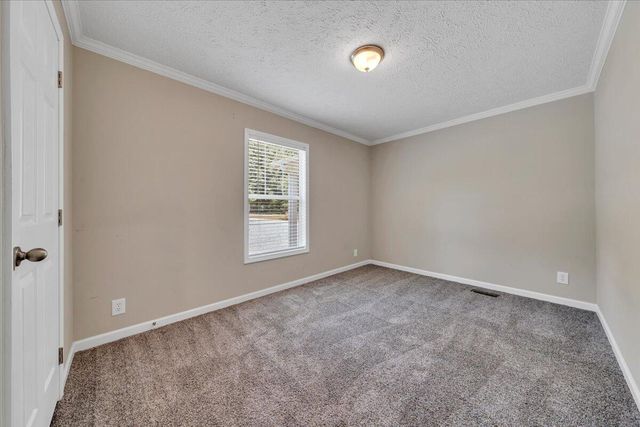 80 Strawberry Banks DR, Moneta, VA 24121