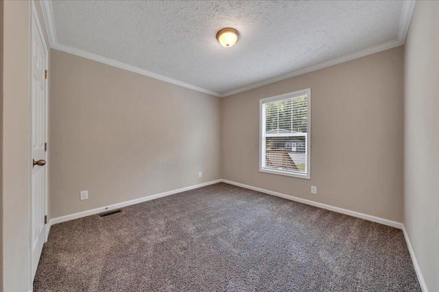 80 Strawberry Banks DR, Moneta, VA 24121