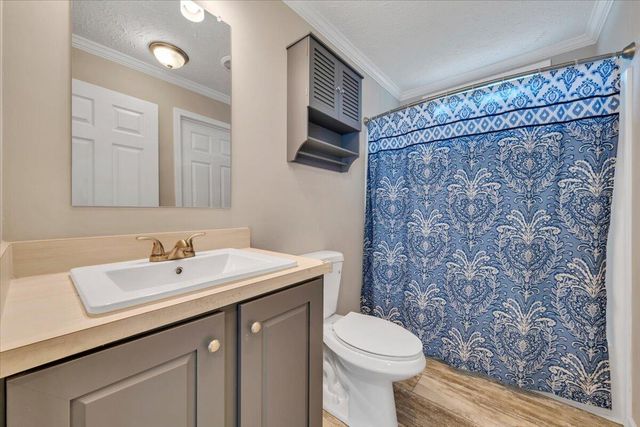 80 Strawberry Banks DR, Moneta, VA 24121
