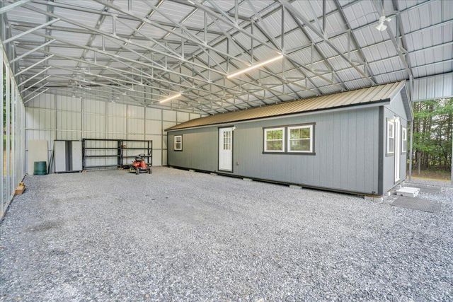 80 Strawberry Banks DR, Moneta, VA 24121