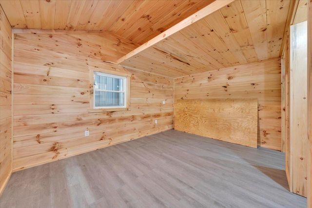 80 Strawberry Banks DR, Moneta, VA 24121
