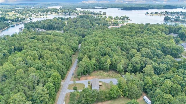 80 Strawberry Banks DR, Moneta, VA 24121