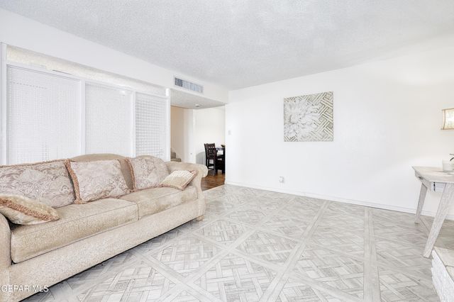 3621 COMSTOCK Court, El Paso, TX 79904
