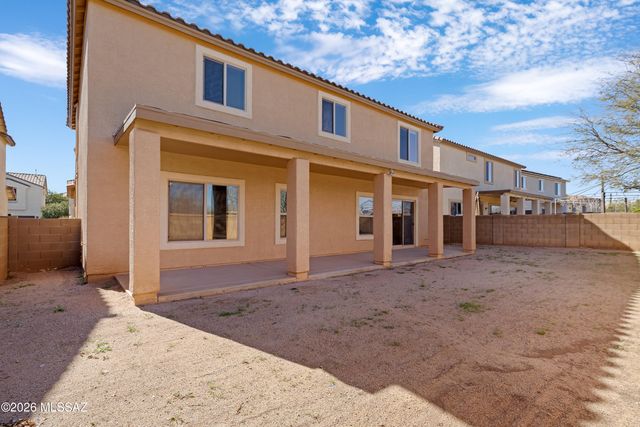 808 W Vuelta Granadina, Sahuarita, AZ 85629